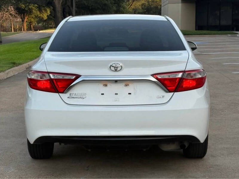 2017 Toyota Camry LE