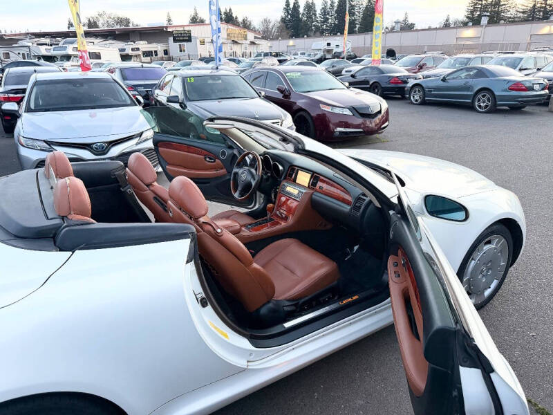 2004 Lexus SC 430