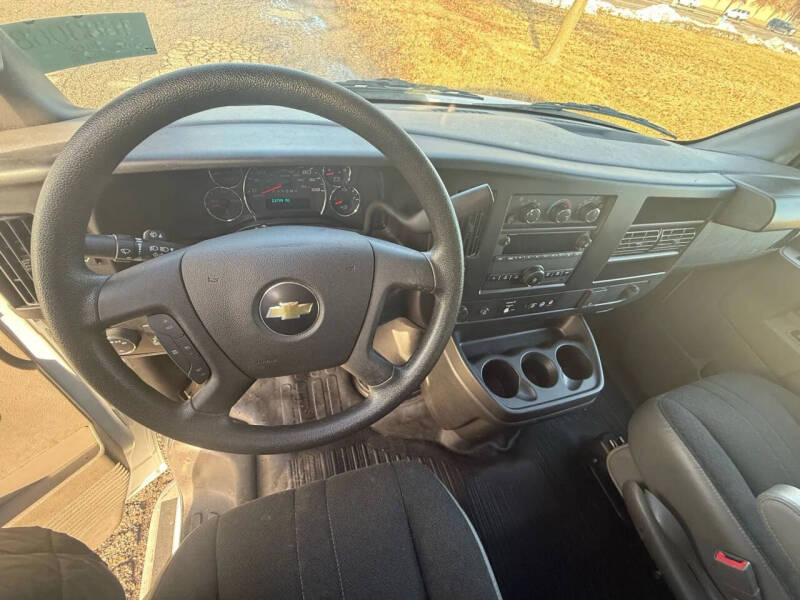 2024 Chevrolet Express 2500