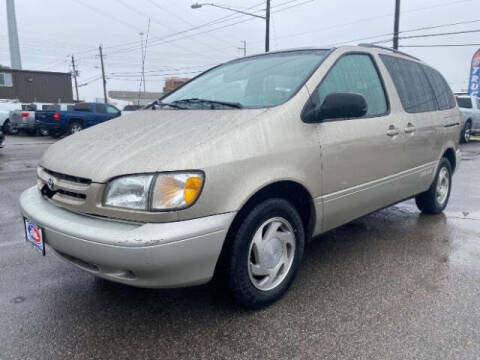 2000 Toyota Sienna