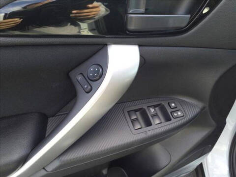 2024 Mitsubishi Eclipse Cross ES