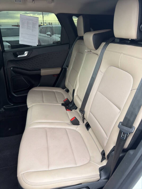 2020 Ford Escape SEL