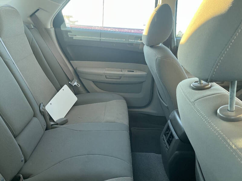 2009 Chrysler 300 LX