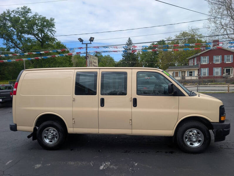 2017 Chevrolet Express 2500