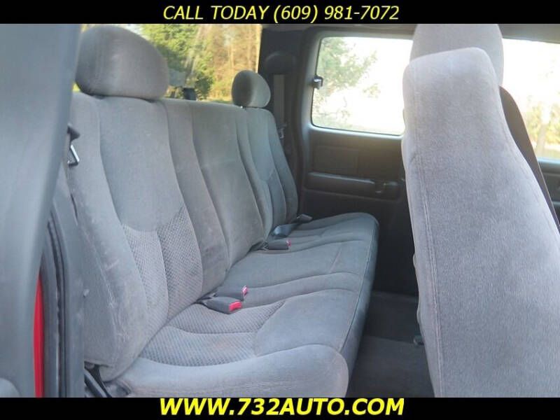 2004 Chevrolet Silverado 2500HD LS