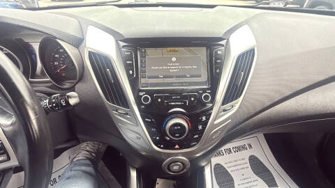 2016 Hyundai Veloster