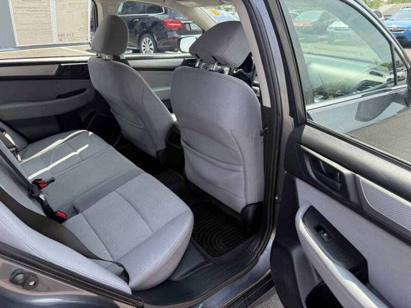 2018 Subaru Outback 2.5i