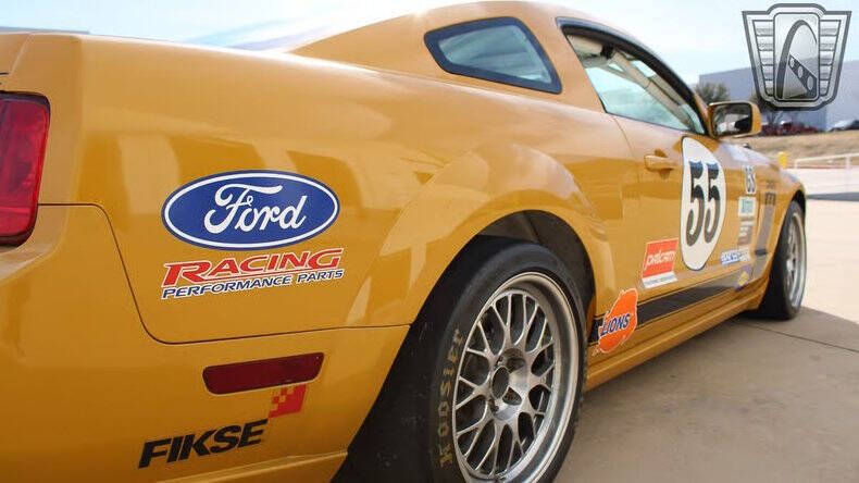 2005 Ford Mustang