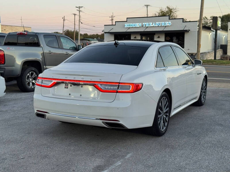 2018 Lincoln Continental Select