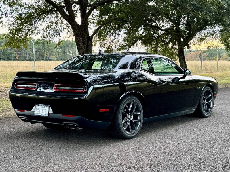 2023 Dodge Challenger R/T photo 34