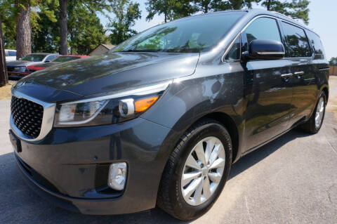 2017 Kia Sedona for sale at Medford Motors Inc. in Magnolia TX