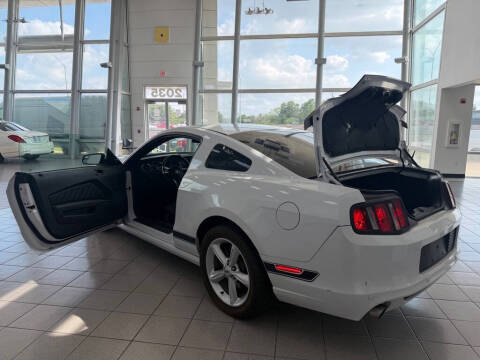 2014 Ford Mustang V6