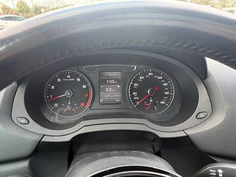 2017 Audi Q3 2.0T quattro Premium