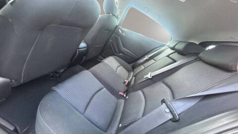 2015 Mazda MAZDA3 i Touring