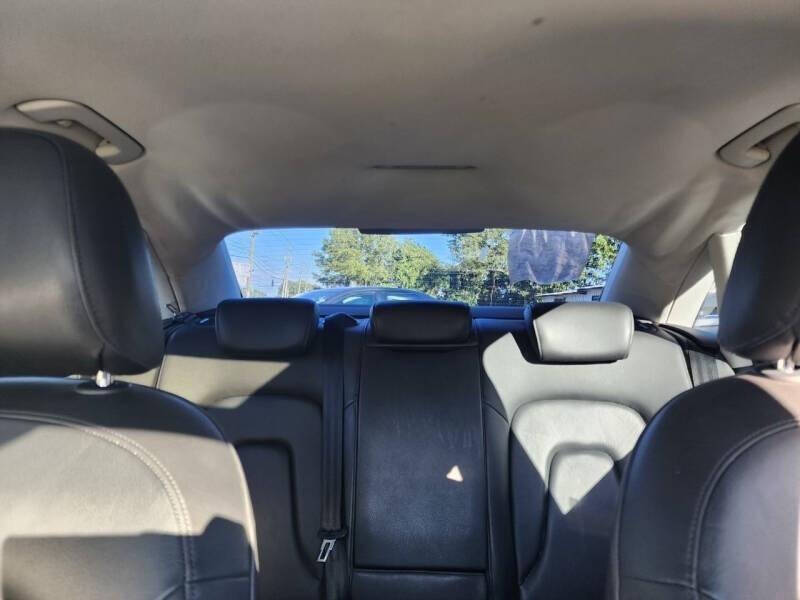 2009 Audi A4 2.0T quattro Premium Plus