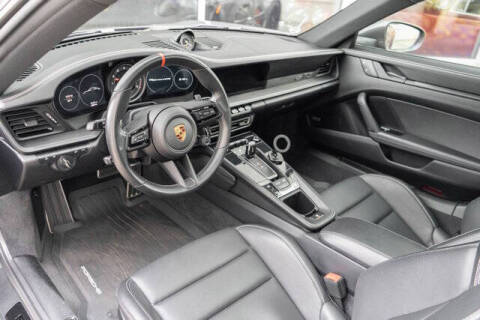 2022 Porsche 911 Carrera 4 GTS
