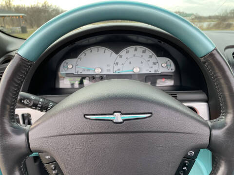 2002 Ford Thunderbird Deluxe