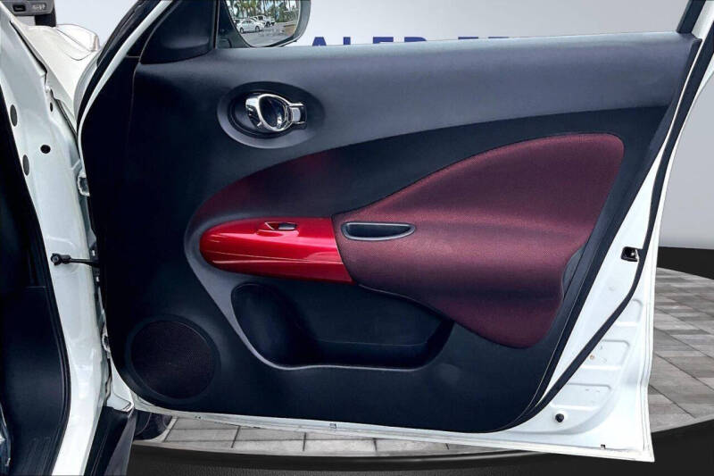2011 Nissan JUKE SL