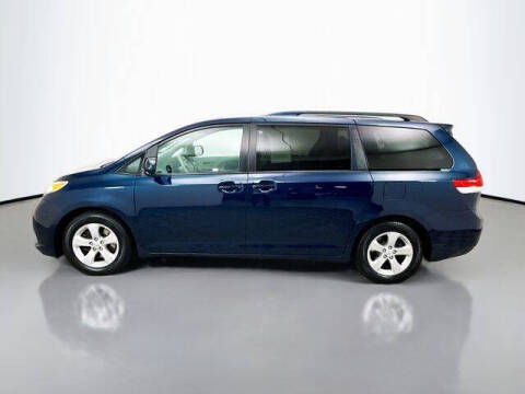 2012 Toyota Sienna