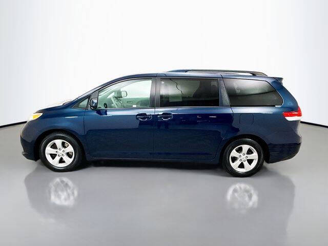 2012 Toyota Sienna