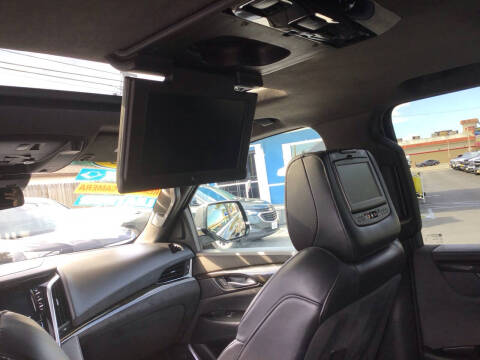 2018 Cadillac Escalade Platinum