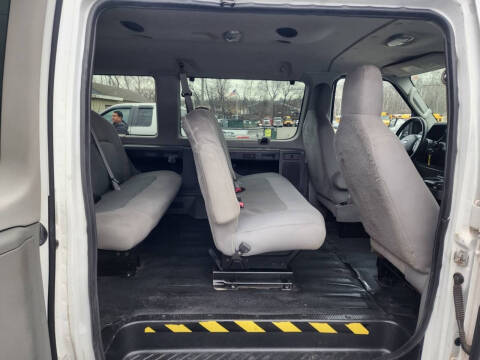 2014 Ford E-Series E-350 SD XLT