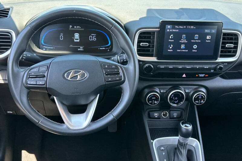 2025 Hyundai Venue SEL