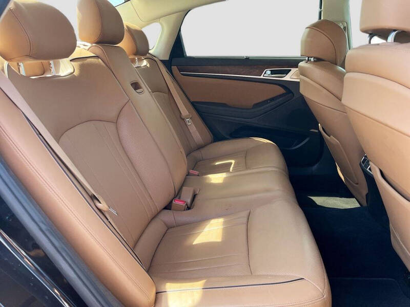 2020 Genesis G80