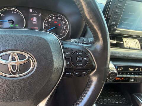 2022 Toyota RAV4 Hybrid XLE Premium