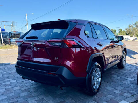 2022 Toyota RAV4 LE