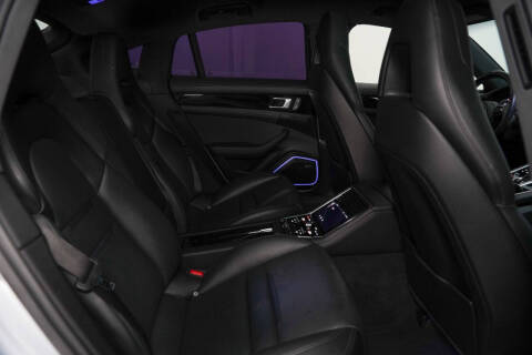 2022 Porsche Panamera Platinum Edition