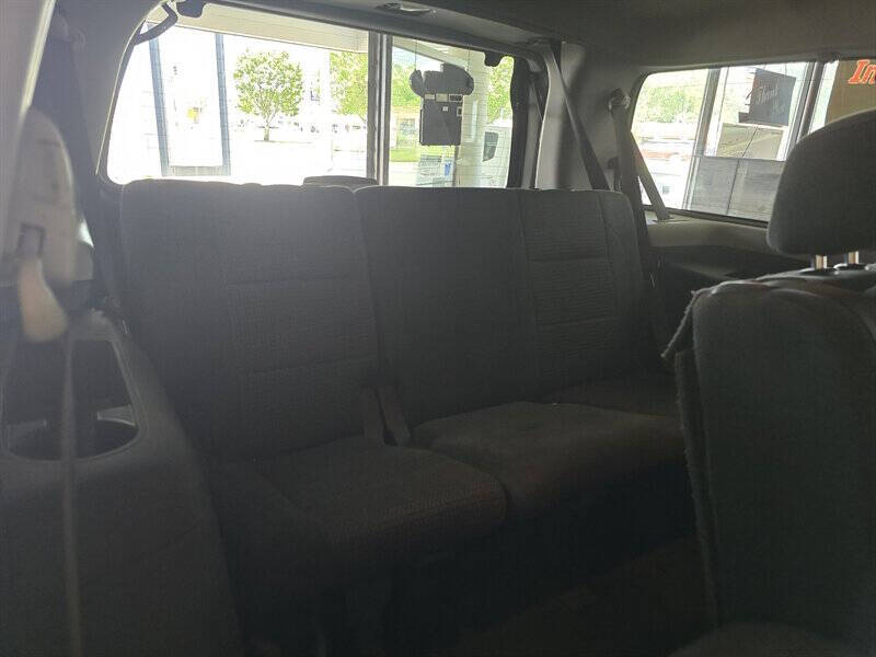 2012 Nissan Armada SV