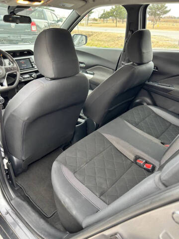 2020 Nissan Kicks SV