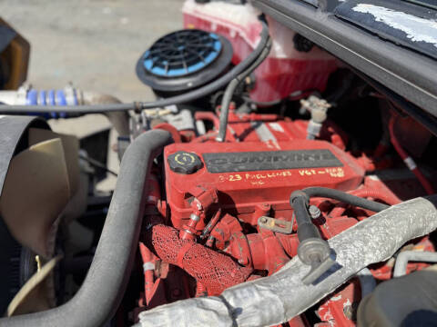 2014 Freightliner B2 Chassis