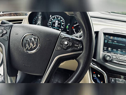 2017 Buick LaCrosse Essence