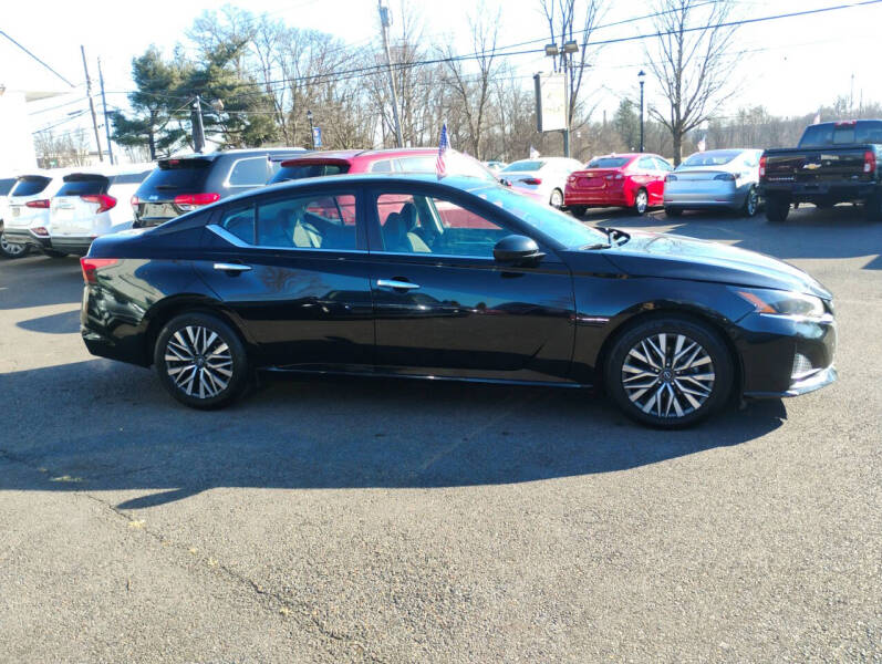 2023 Nissan Altima 2.5 SV