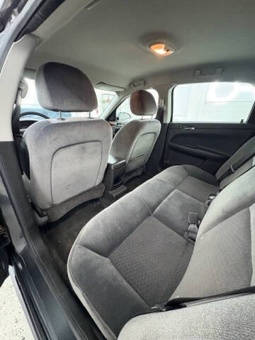 2011 Chevrolet Impala LS