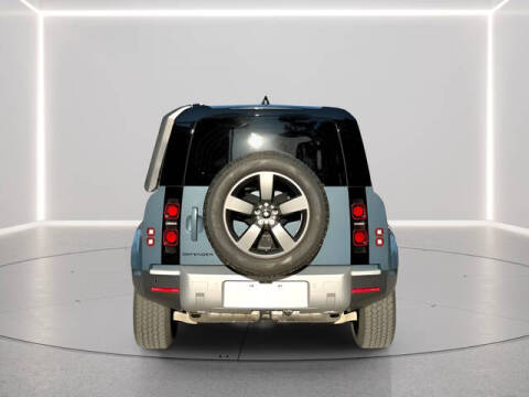 2024 Land Rover Defender 110 P400 S