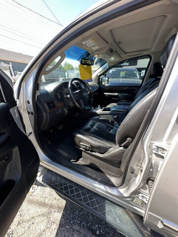 2012 Nissan Armada Platinum