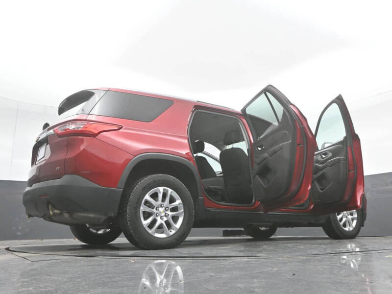 2018 Chevrolet Traverse LT Cloth