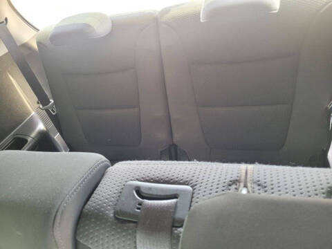2011 Kia Sorento LX