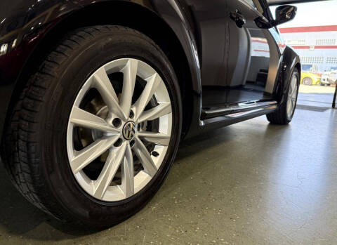 2018 Volkswagen Beetle 2.0T SE