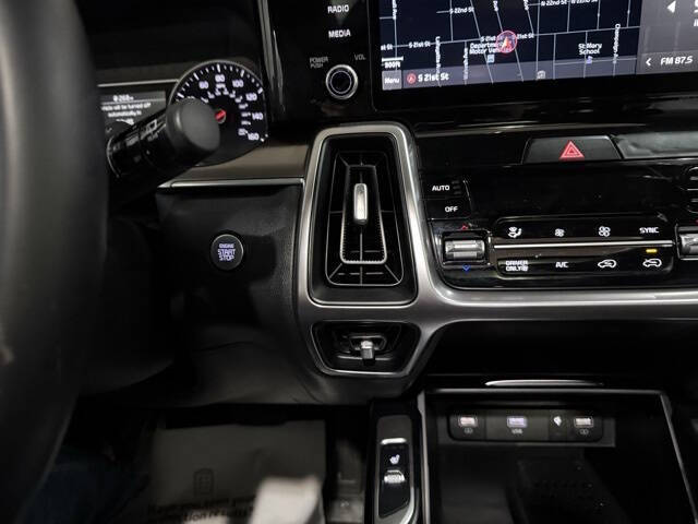 2022 Kia Sorento Hybrid EX