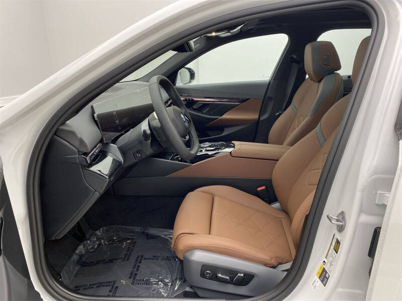 2024 BMW i5 eDrive40