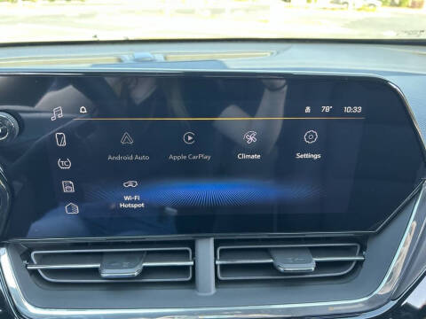 2025 Chevrolet Trax RS