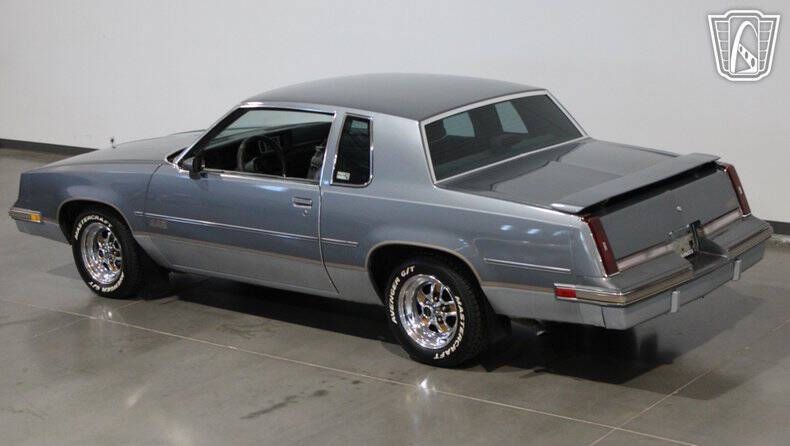 1986 Oldsmobile Cutlass Salon 442