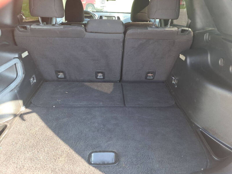 2016 Jeep Cherokee Sport