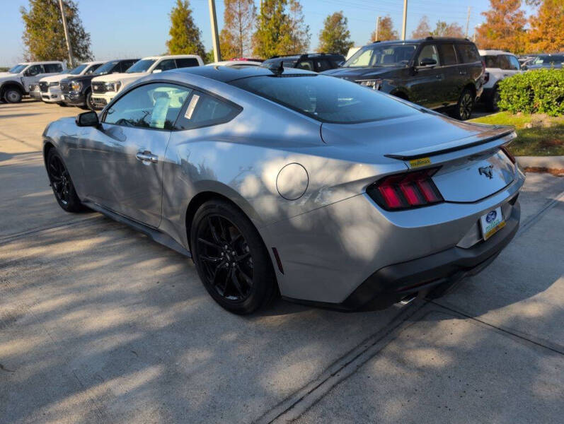 2025 Ford Mustang EcoBoost Premium