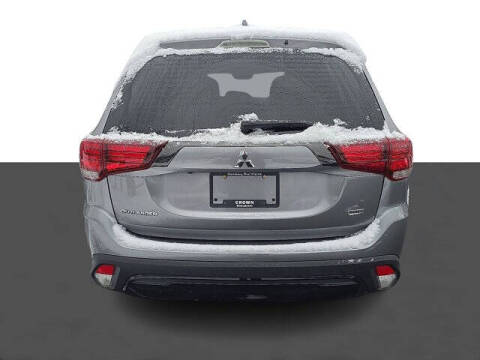 2020 Mitsubishi Outlander LE