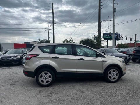 2018 Ford Escape S